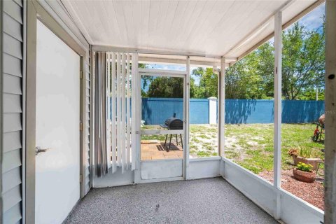 Townhouse in Palm Harbor, Florida 2 bedrooms, 107.86 sq.m. № 1795900 - photo 17