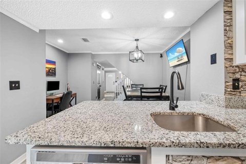 Townhouse in Palm Harbor, Florida 2 bedrooms, 107.86 sq.m. № 1795900 - photo 16