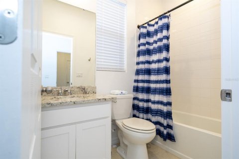Casa en venta en Kissimmee, Florida, 5 dormitorios, 260.68 m2 № 1554721 - foto 25