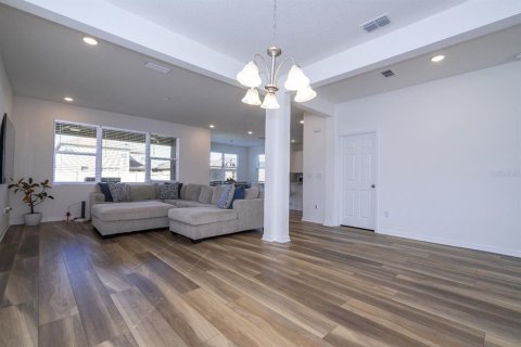 Casa en venta en Kissimmee, Florida, 5 dormitorios, 260.68 m2 № 1554721 - foto 21