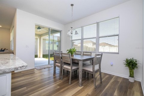 Casa en venta en Kissimmee, Florida, 5 dormitorios, 260.68 m2 № 1554721 - foto 5