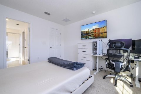 Casa en venta en Kissimmee, Florida, 5 dormitorios, 260.68 m2 № 1554721 - foto 29
