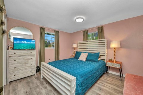 Casa en venta en Port Charlotte, Florida, 3 dormitorios, 101.64 m2 № 1803775 - foto 12