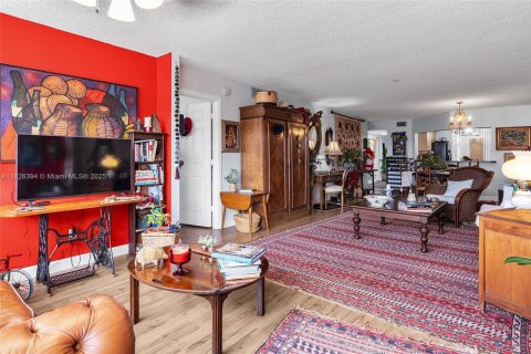 Condominio en venta en Sunrise, Florida, 3 dormitorios, 136.57 m2 № 1986463 - foto 10