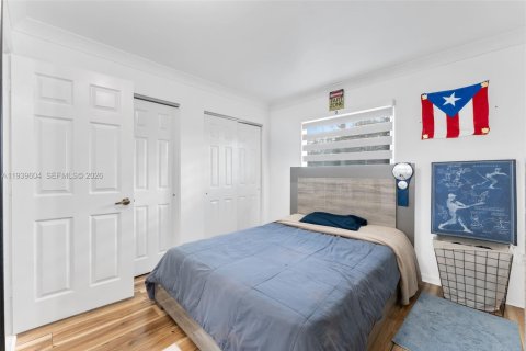 Villa ou maison à vendre à Pembroke Pines, Floride: 3 chambres, 183.95 m2 № 1997836 - photo 15