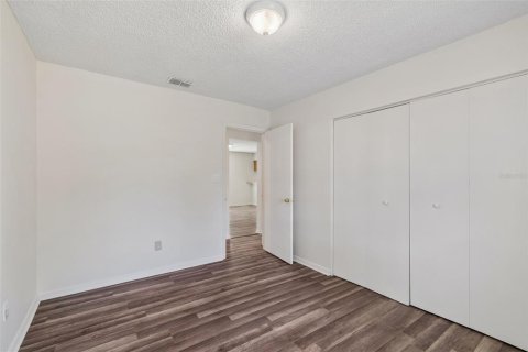 Villa ou maison à vendre à Tampa, Floride: 3 chambres, 128.76 m2 № 2294508 - photo 15