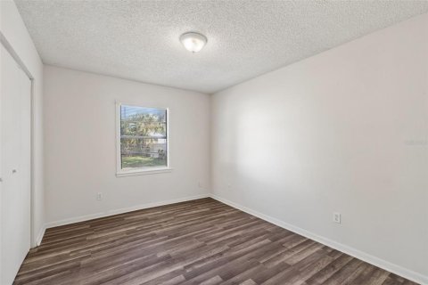 Villa ou maison à vendre à Tampa, Floride: 3 chambres, 128.76 m2 № 2294508 - photo 14