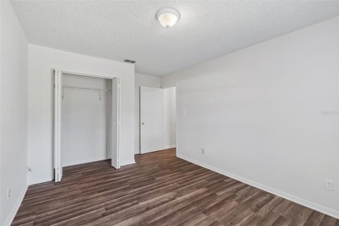 Villa ou maison à vendre à Tampa, Floride: 3 chambres, 128.76 m2 № 2294508 - photo 18