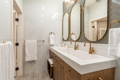 Купить виллу или дом в Майами, Флорида 3 спальни, 141.77м2, № 2033408 - фото 23