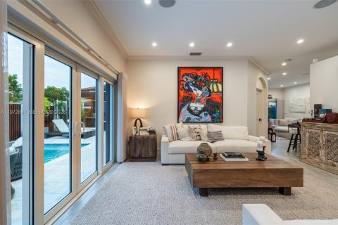 Купить виллу или дом в Майами, Флорида 3 спальни, 141.77м2, № 2033408 - фото 5