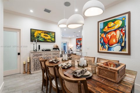 Купить виллу или дом в Майами, Флорида 3 спальни, 141.77м2, № 2033408 - фото 9