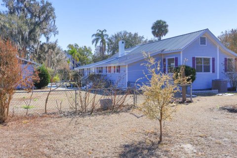 House in Bartow, Florida 3 bedrooms, 213.77 sq.m. № 2093575 - photo 9