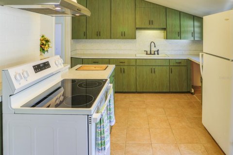 House in Bartow, Florida 3 bedrooms, 213.77 sq.m. № 2093575 - photo 25