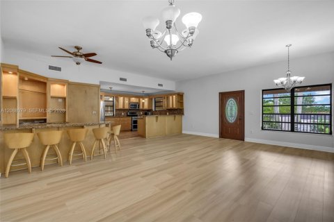 Appartement à Miami, Floride 2 chambres, 139.35 m2 № 2362918