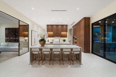 House in Miami, Florida 7 bedrooms № 2058920 - photo 20