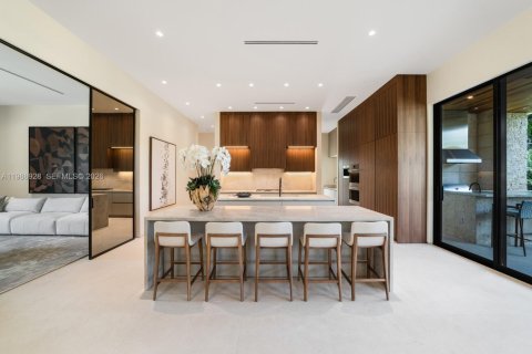 House in Miami, Florida 7 bedrooms № 2058920 - photo 22