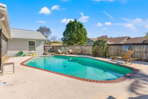 House in Tampa, Florida 3 bedrooms, 158.49 sq.m. № 2208229 - photo 25