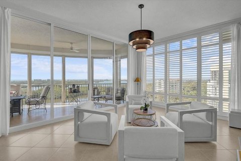 Condominio en venta en Osprey, Florida, 3 dormitorios, 281.4 m2 № 2108468 - foto 2