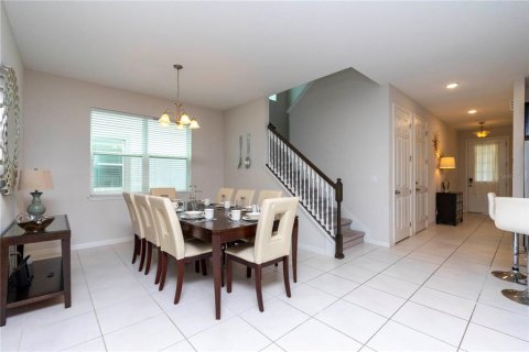 Casa en venta en Kissimmee, Florida, 7 dormitorios, 328.22 m2 № 2122905 - foto 17