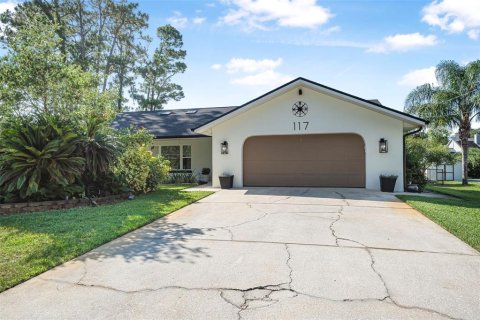 House in Edgewater, Florida 3 bedrooms, 161.19 sq.m. № 1812448 - photo 1