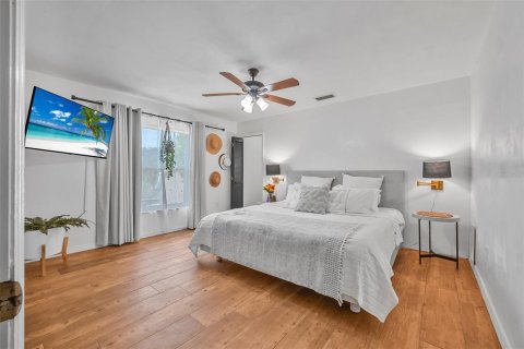 House in Edgewater, Florida 3 bedrooms, 161.19 sq.m. № 1812448 - photo 16