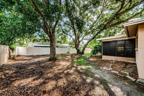 House in Largo, Florida 3 bedrooms, 120.77 sq.m. № 1798384 - photo 4