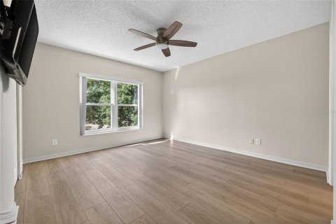 Condominio en venta en Clearwater, Florida, 2 dormitorios, 112.41 m2 № 2142305 - foto 18
