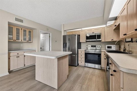 Condominio en venta en Clearwater, Florida, 2 dormitorios, 112.41 m2 № 2142305 - foto 7