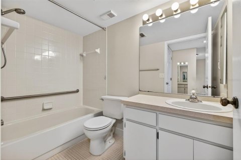 Condominio en venta en Clearwater, Florida, 2 dormitorios, 112.41 m2 № 2142305 - foto 22