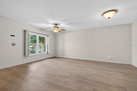 Condominio en venta en Clearwater, Florida, 2 dormitorios, 112.41 m2 № 2142305 - foto 4