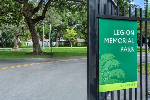 Купить виллу или дом в Майами, Флорида № 1971286 - фото 18