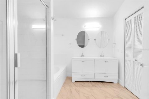 Casa en venta en Orlando, Florida, 3 dormitorios, 156.73 m2 № 2234344 - foto 26
