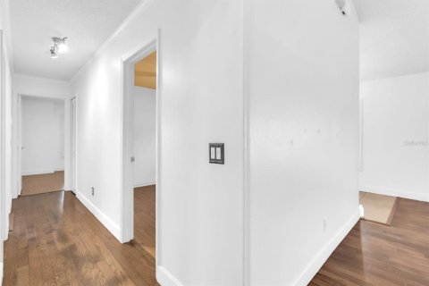 Casa en venta en Orlando, Florida, 3 dormitorios, 156.73 m2 № 2234344 - foto 16