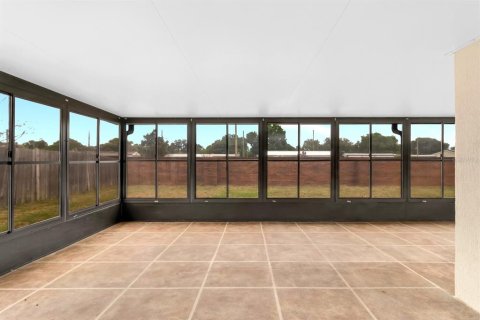Casa en venta en Orlando, Florida, 3 dormitorios, 156.73 m2 № 2234344 - foto 14