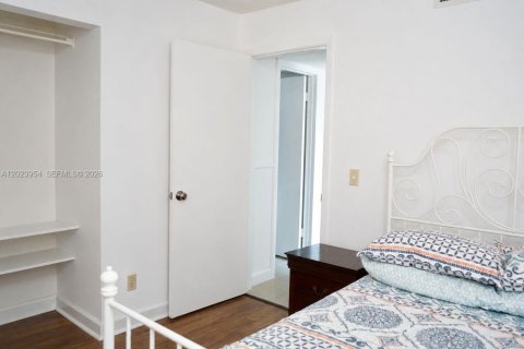 Condominio en venta en Sunrise, Florida, 2 dormitorios, 78.97 m2 № 2153949 - foto 17