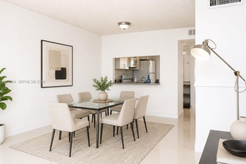 Condominio en venta en Sunrise, Florida, 2 dormitorios, 78.97 m2 № 2153949 - foto 12