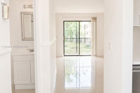 Condominio en venta en Sunrise, Florida, 2 dormitorios, 78.97 m2 № 2153949 - foto 10