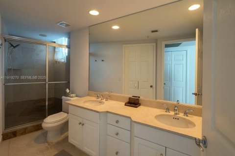 Condo in Aventura, Florida, 1 bedroom  № 2082678 - photo 11