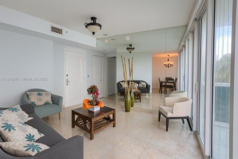 Condo in Aventura, Florida, 1 bedroom  № 2082678 - photo 6