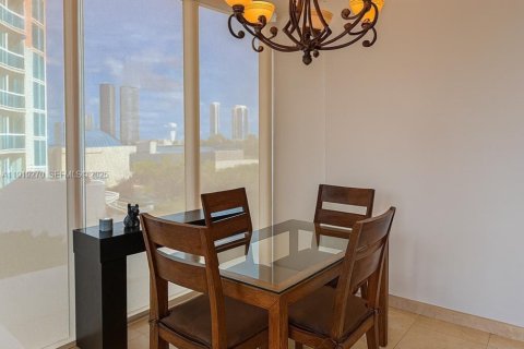 Condo in Aventura, Florida, 1 bedroom  № 2082678 - photo 3