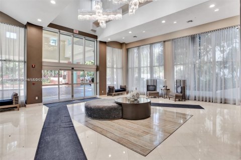 Condo in Aventura, Florida, 1 bedroom  № 2082678 - photo 13