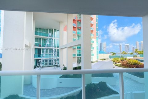 Condo in Aventura, Florida, 1 bedroom  № 2082678