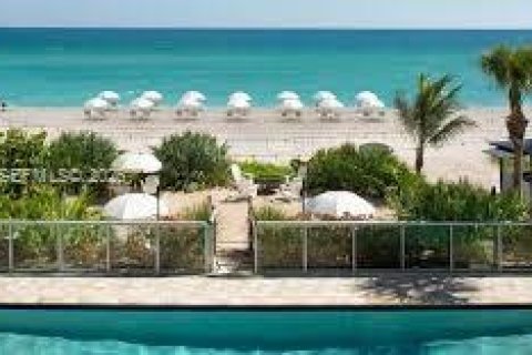 Copropriété à vendre à Sunny Isles Beach, Floride: 2 chambres, 84.36 m2 № 2041906 - photo 12