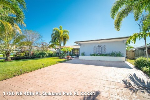 Casa en alquiler en Oakland Park, Florida, 3 dormitorios, 202.9 m2 № 1882444 - foto 14