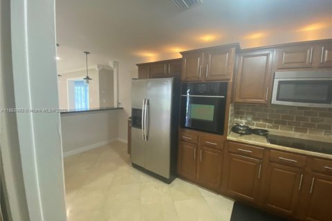 Casa en alquiler en Oakland Park, Florida, 3 dormitorios, 202.9 m2 № 1882444 - foto 16