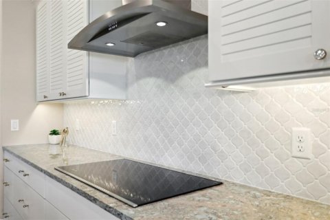 Casa en venta en Lady Lake, Florida, 3 dormitorios, 247.31 m2 № 1755073 - foto 19