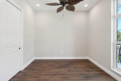 Casa en venta en Lady Lake, Florida, 3 dormitorios, 247.31 m2 № 1755073 - foto 22