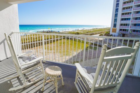 Condo in Destin, Florida, 2 bedrooms  № 560720 - photo 1