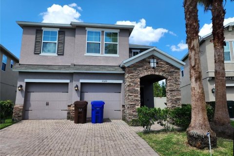 Villa ou maison à louer à Kissimmee, Floride: 3 chambres, 217.11 m2 № 1888469 - photo 2