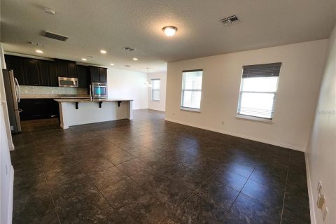 Villa ou maison à louer à Kissimmee, Floride: 3 chambres, 217.11 m2 № 1888469 - photo 6
